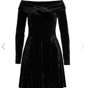 Chelsea 28 black cocktail party dress